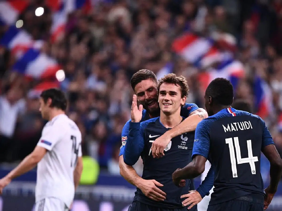 Griezmann hizo sonreír a Francia