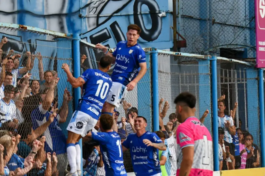 La Crema volverá a la categoría de plata del futbol nacional. (Foto Gentilezas)
