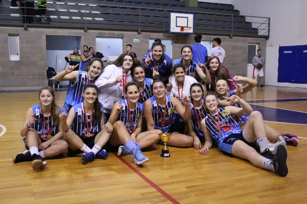Peñarol ganó el clásico y es campeón del básquet femenino