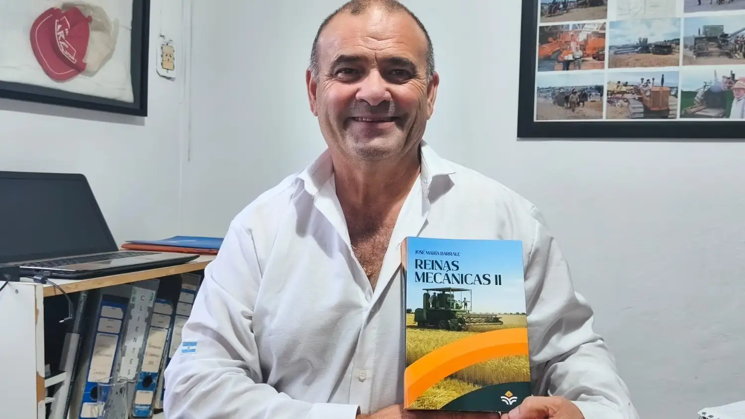 José María Barrale y su libro Reinas Mecánicas II.