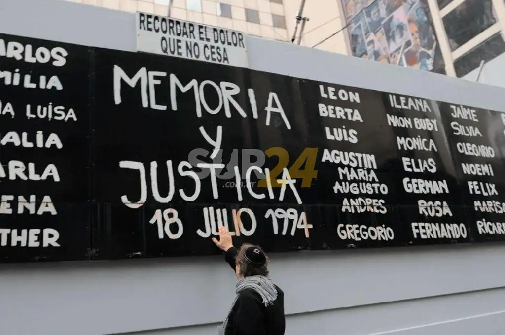 Realizarán un emotivo acto virtual a 27 años del atentado a la AMIA