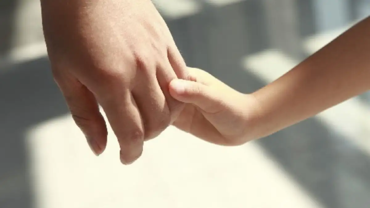 Se negó a reconocer a su hija y tuvo que pagar una fortuna