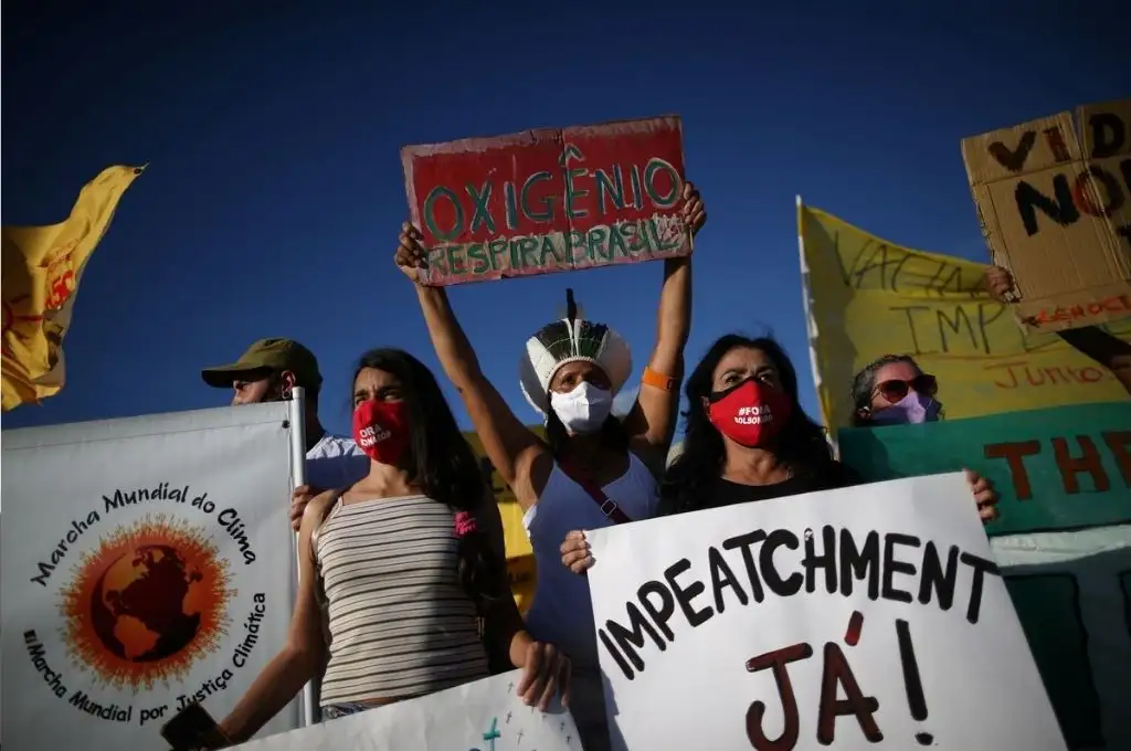 Peticiones de ‘impeachment’ contra Bolsonaro por la caótica gestión de la pandemia