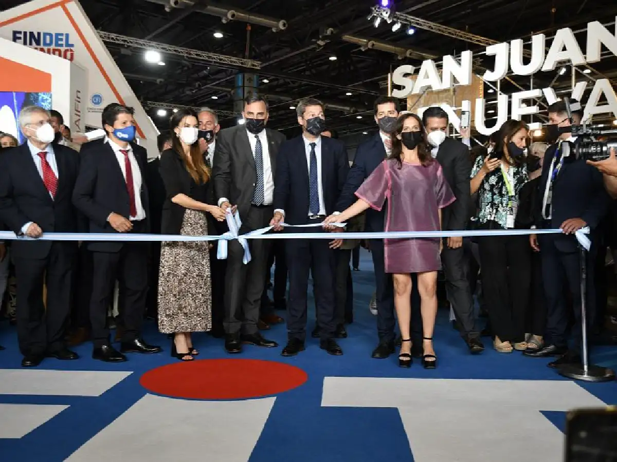 En la inauguración de la FIT, Lammens anunció que Previaje será ley