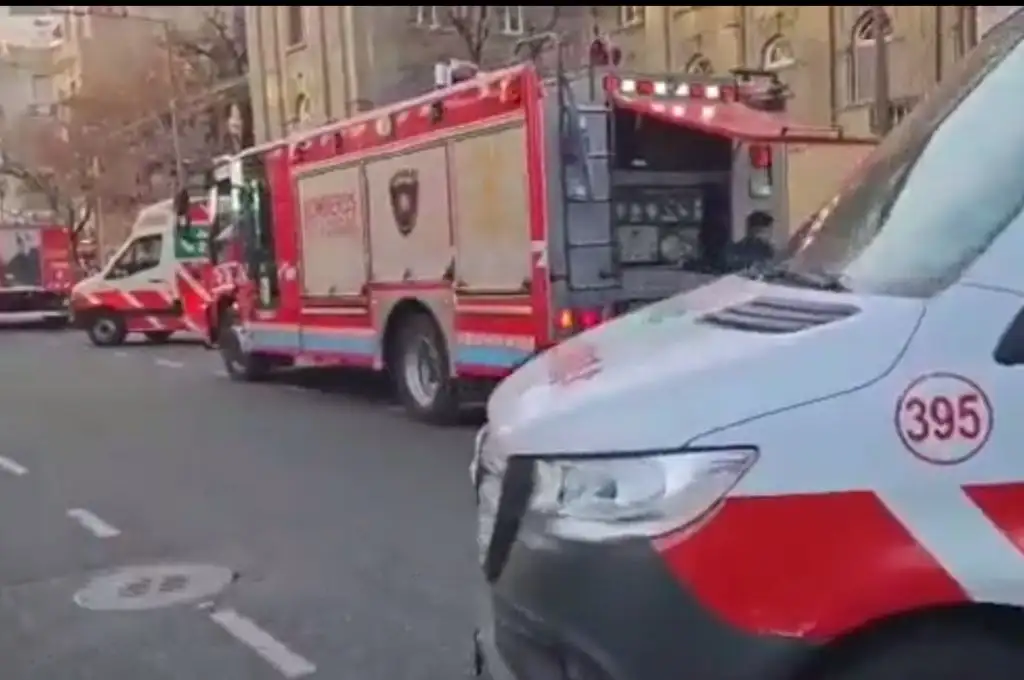 Buenos Aires: evacuan el Hospital de Niños Elizalde por un incendio en el segundo piso