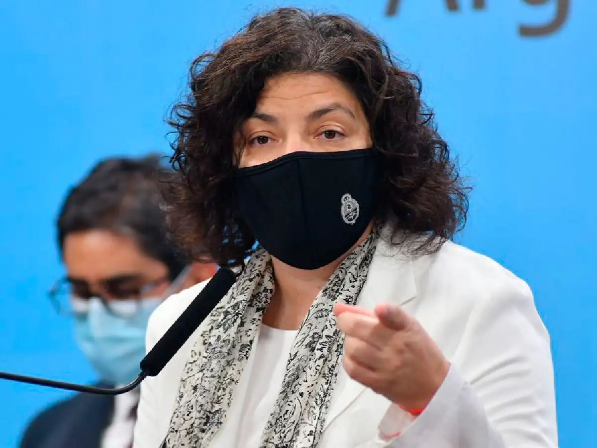 Vizzotti defendió la suspensión de clases presenciales por "todo lo que se genera alrededor de las escuelas"