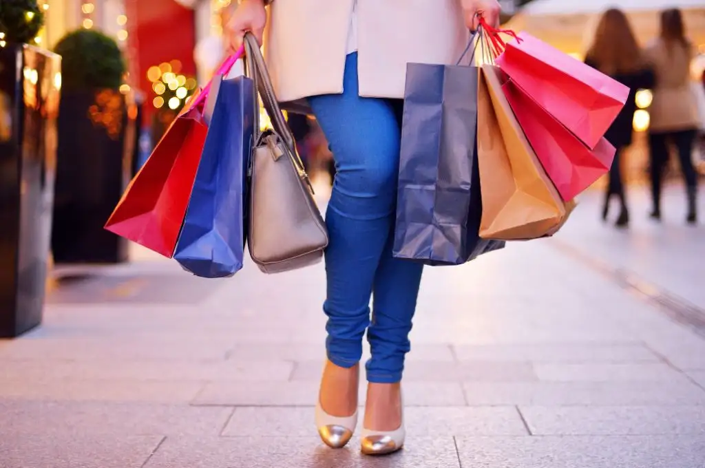 Los shoppings registraron ventas totales por $497.700,2 millones a precios corrientes.