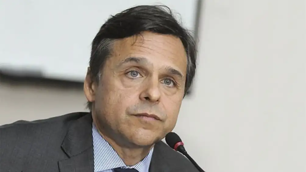 Giuliano sostuvo que la Hidrovía Paraguay-Paraná no puede pensarse sin controles del Estado