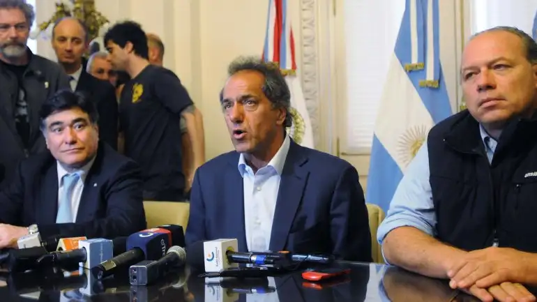 En Rosario, Scioli aseguró que va a “blindar la frontera”