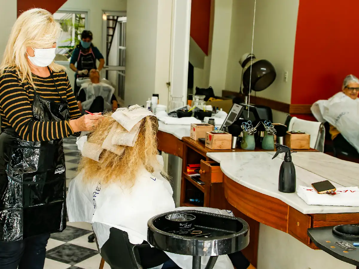 Peluquerías: advierten que  peligran más de 100 mil  puestos de trabajo por la cuarentena  