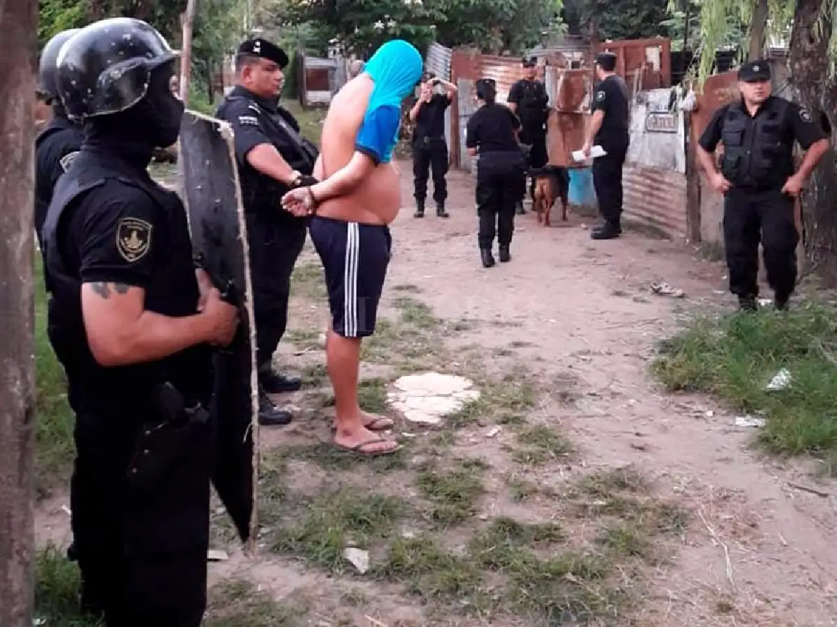 Rosario: mantuvo cautiva a su mujer embarazada, la agredió y amenazó con matarla