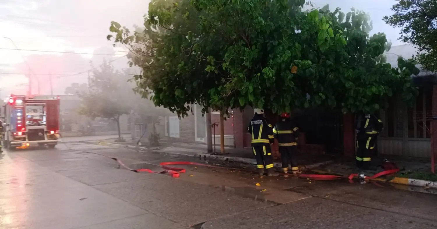 Incendio calle san lorenzo bomberos