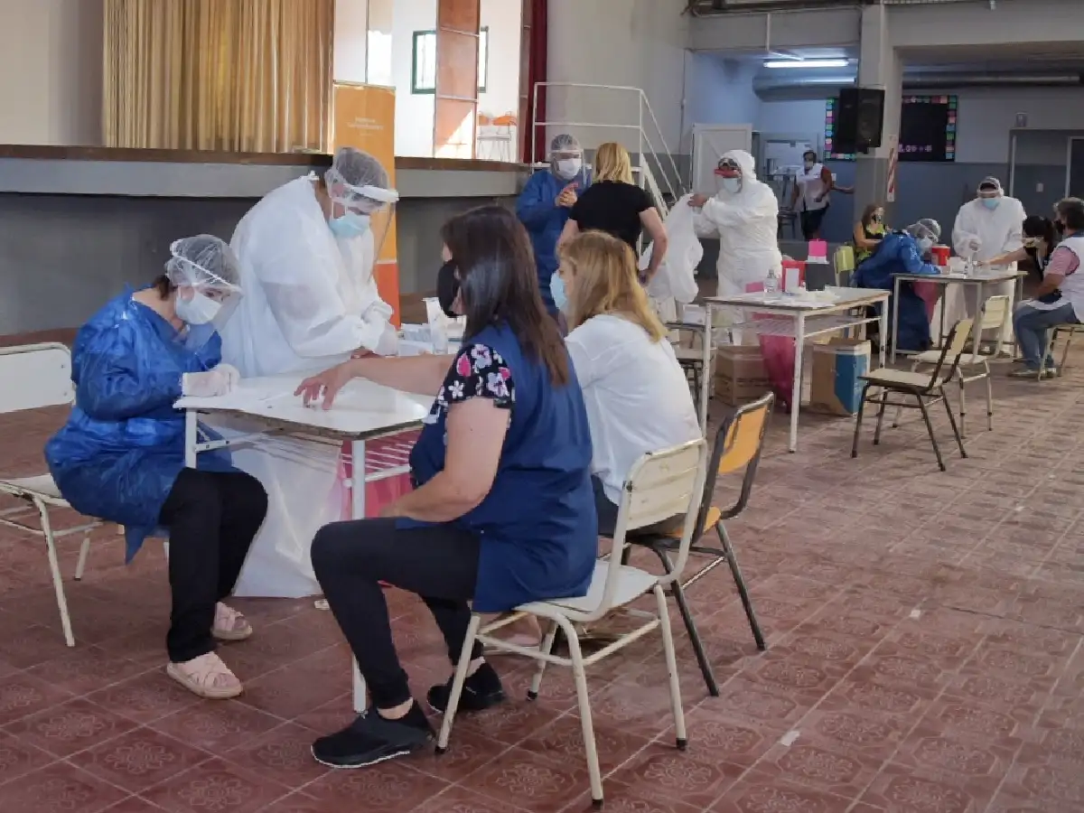 Arroyito: municipio testea a más de 900 docentes       