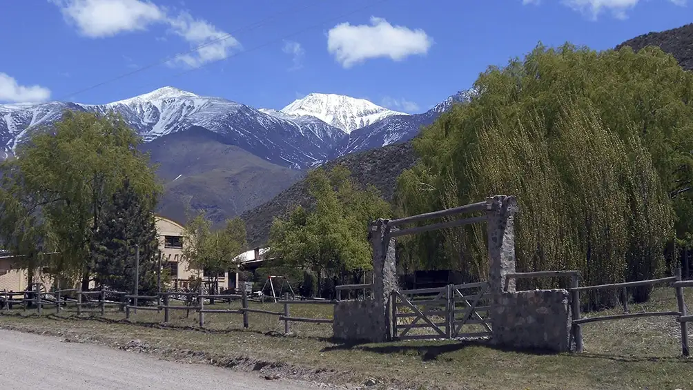 El intendente de Mendoza fue asaltado en la zona del pedemonte