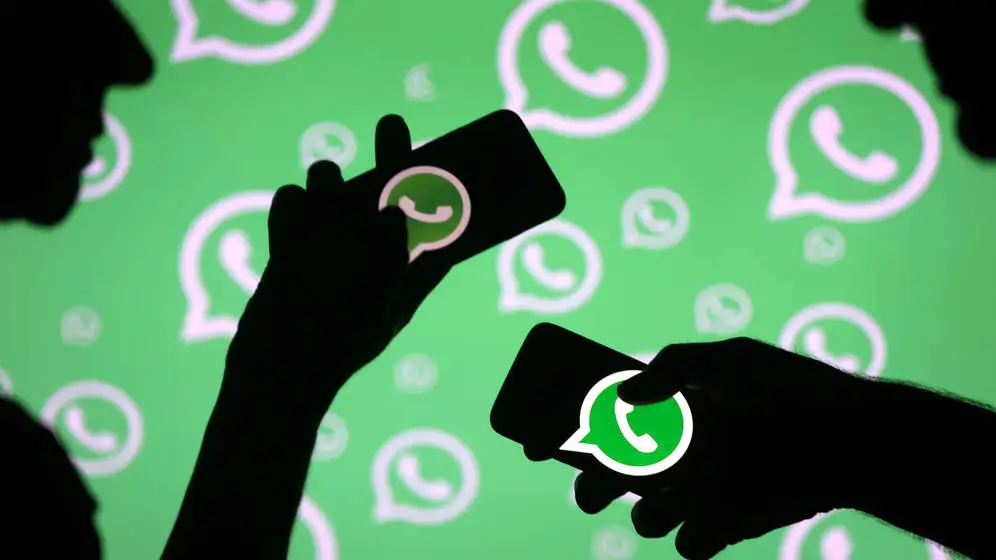¿WhatsApp espía tus conversaciones?