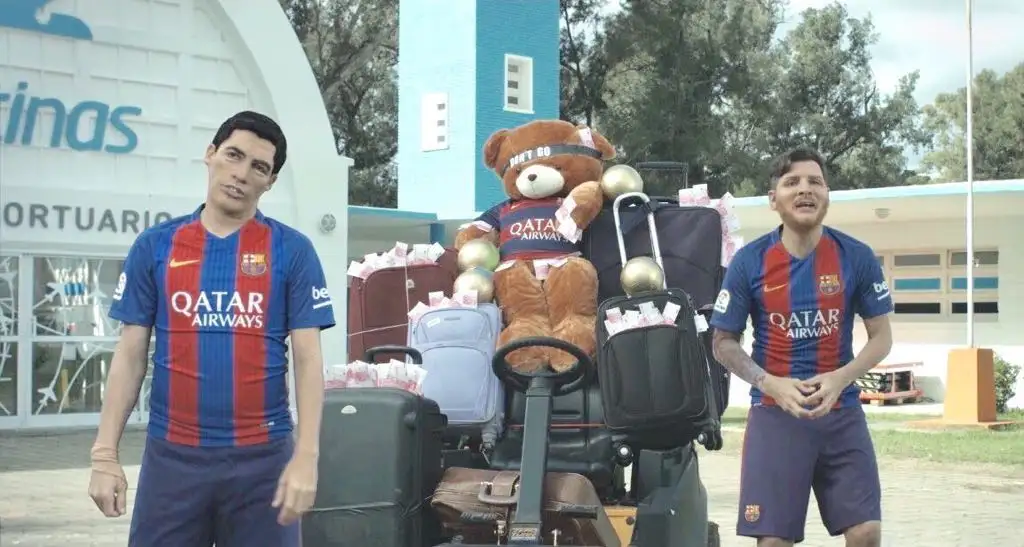 Martín Bossi como Messi, Suárez y Neymar en "La despedida" "