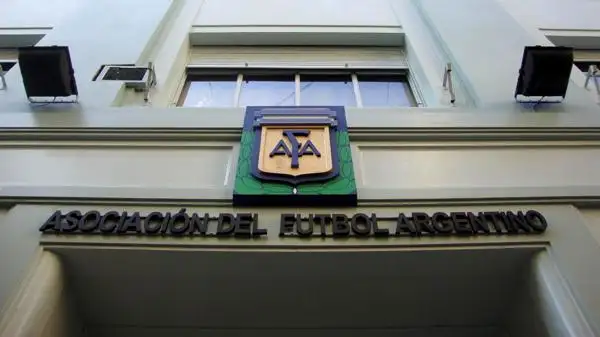 Nuevo reglamento sobre el cierre de mercado de pases