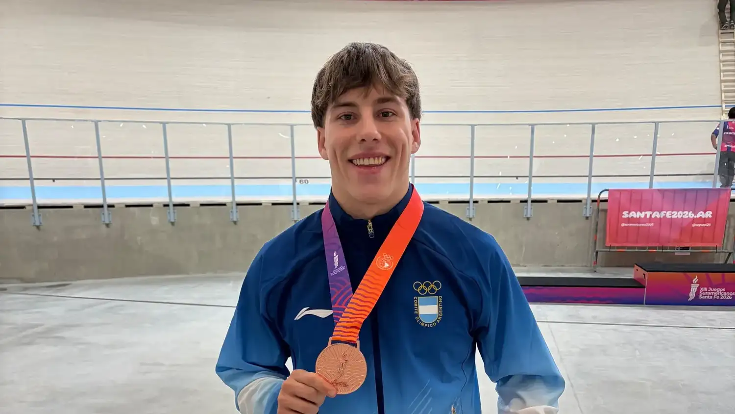 Iñaki Serrano: “Quiero asentarme en la Selección y ganarme ese puesto”