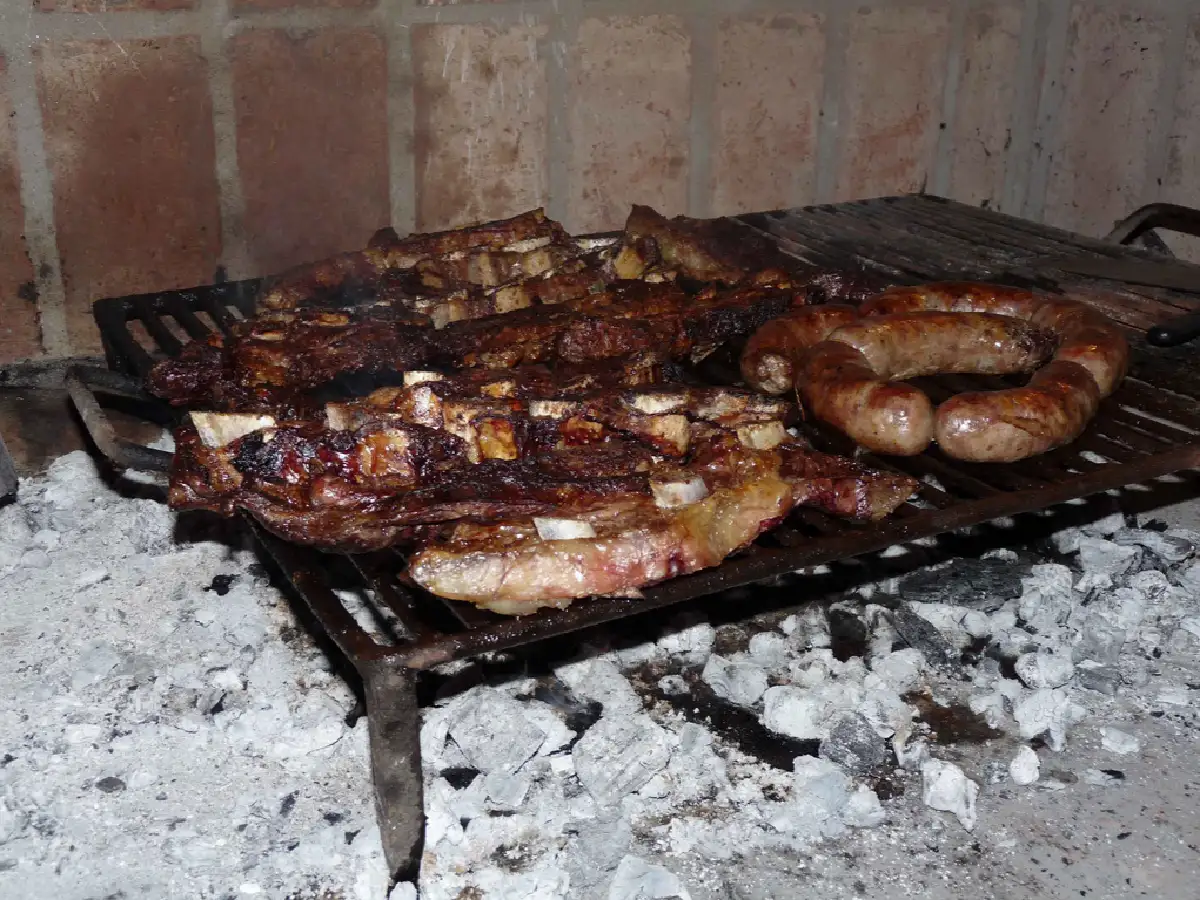 Australia: una vegana demandó a su vecino por hacer asado