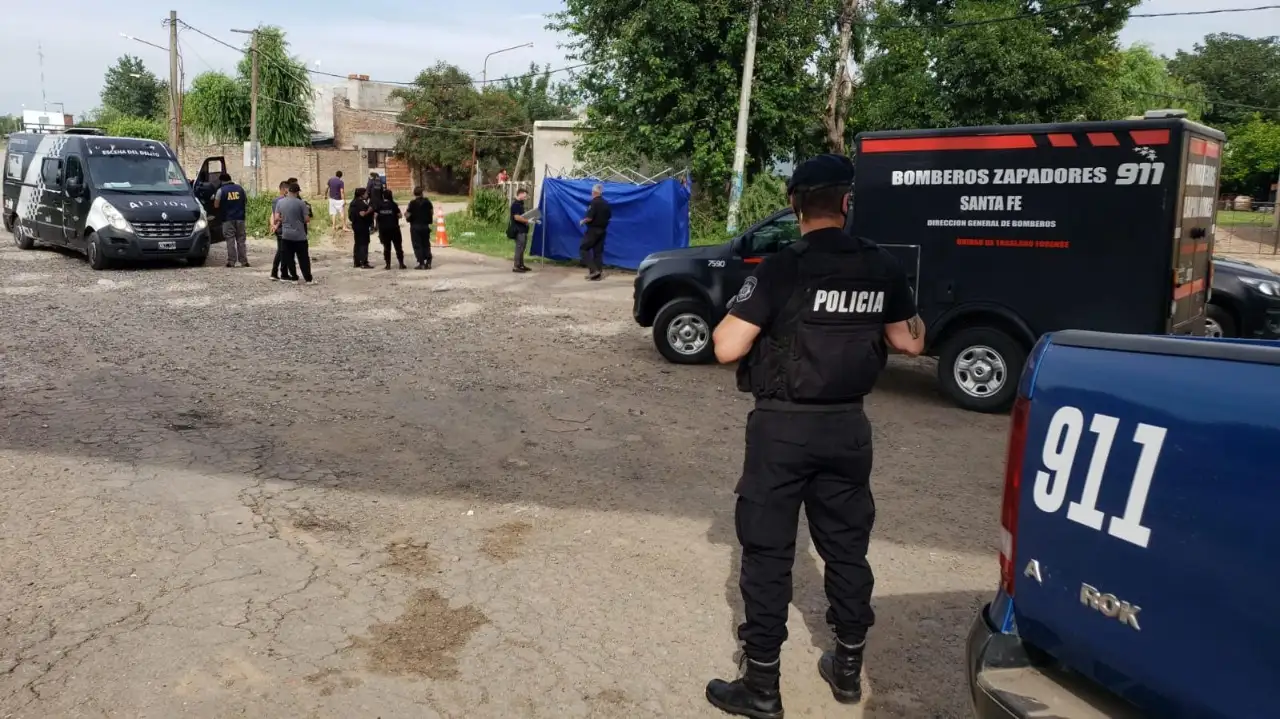 Mataron a un hombre en la vía pública en Villa Oculta