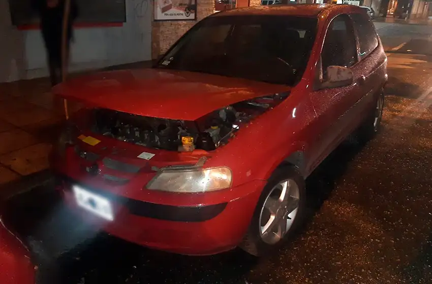 Lo detienen tras robar una batería, una rueda y un estéreo de un auto