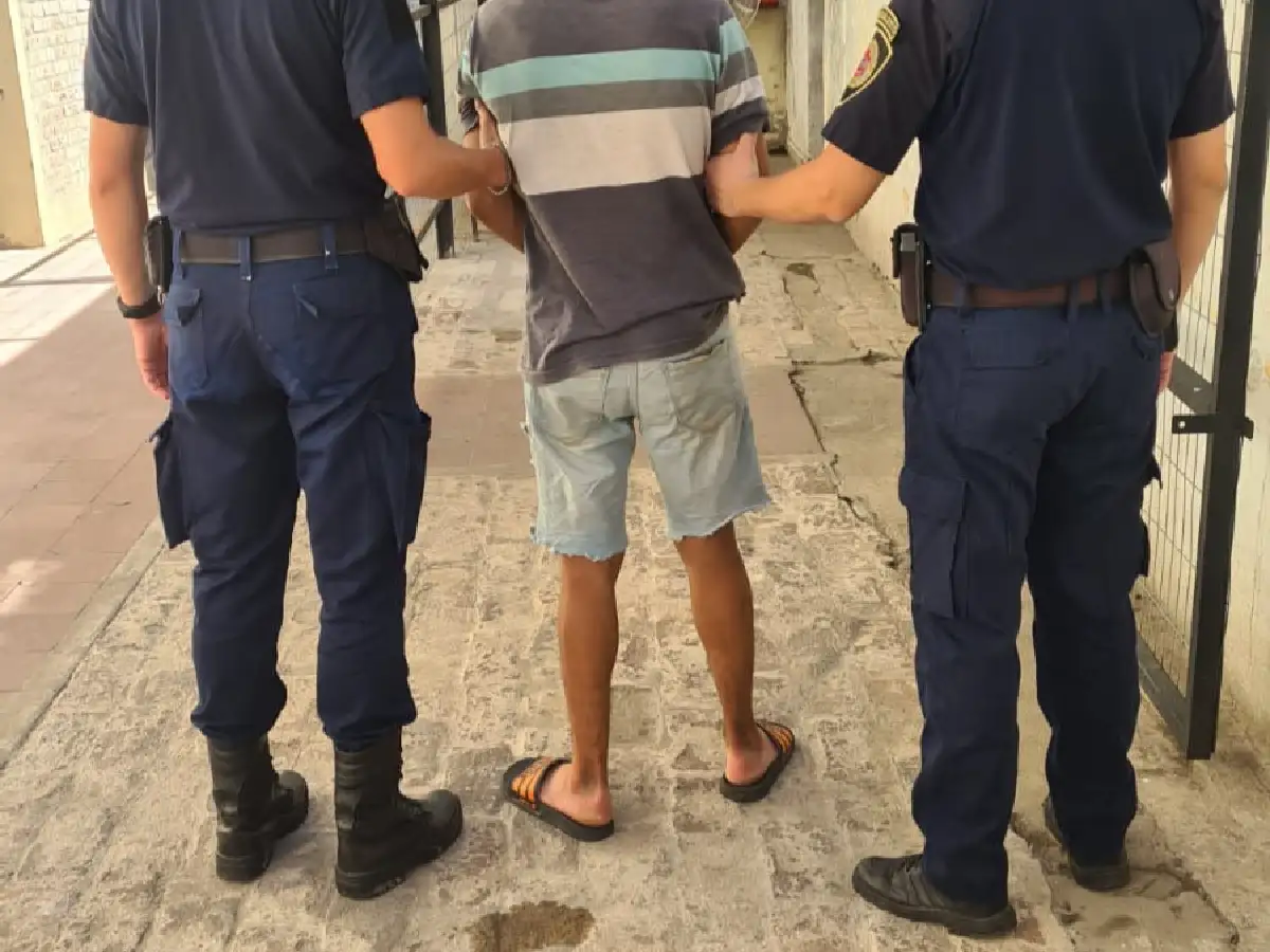Robo en Av. Libertador Norte: desde botines hasta perfumes se intentaron llevar