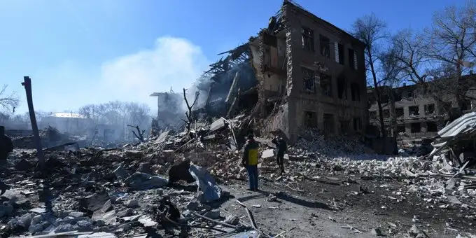 Rusia bombardeó una base militar en Lviv y mató a 35 personas