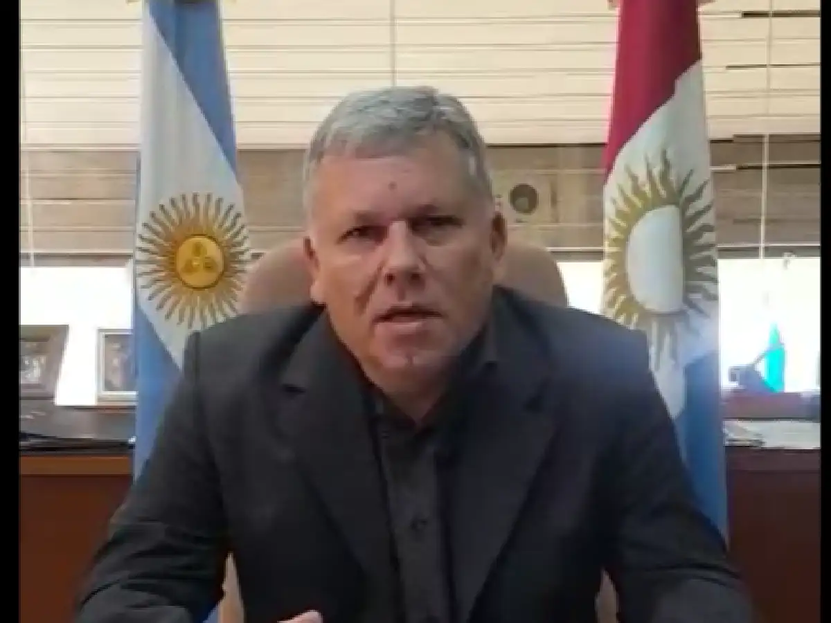 "Nos metieron el virus en una ambulancia",  dijo el intendente de Arroyito 