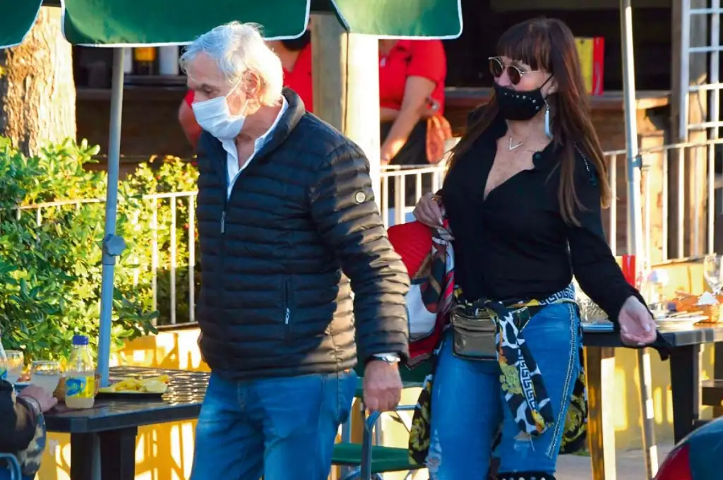 Moria Casán de novia con su profesor de historia