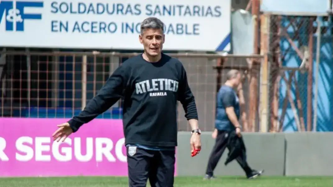 Iván Juárez.