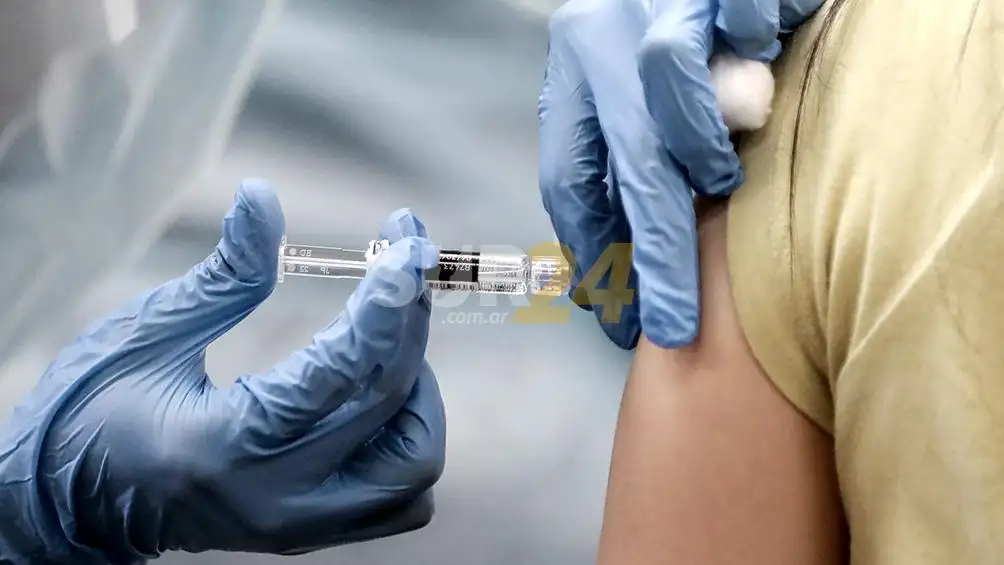 EEUU: autorizan terceras dosis de Pfizer en adolescentes