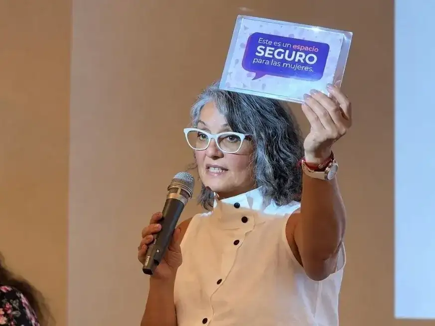 La iniciativa contempla la creación del “Sello Seguro” para los establecimientos.
