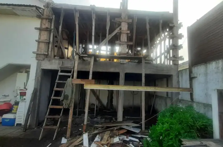 Murió un trabajador que cayó de una obra en construcción