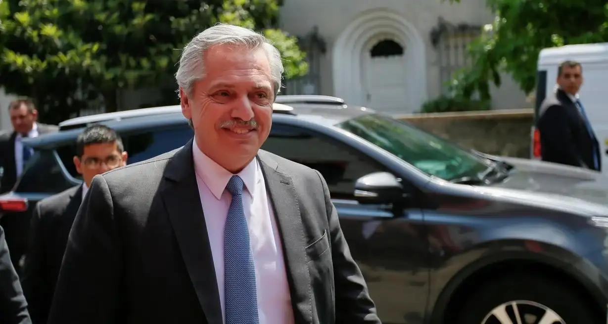 El ex jefe de Estado había anunciado que se irá a vivir a España. Crédito: Reuters