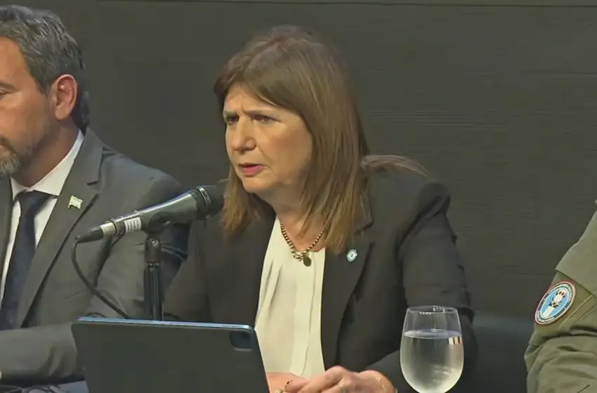 Bullrich minimizó la movilización y dijo que fue "una mini marcha"