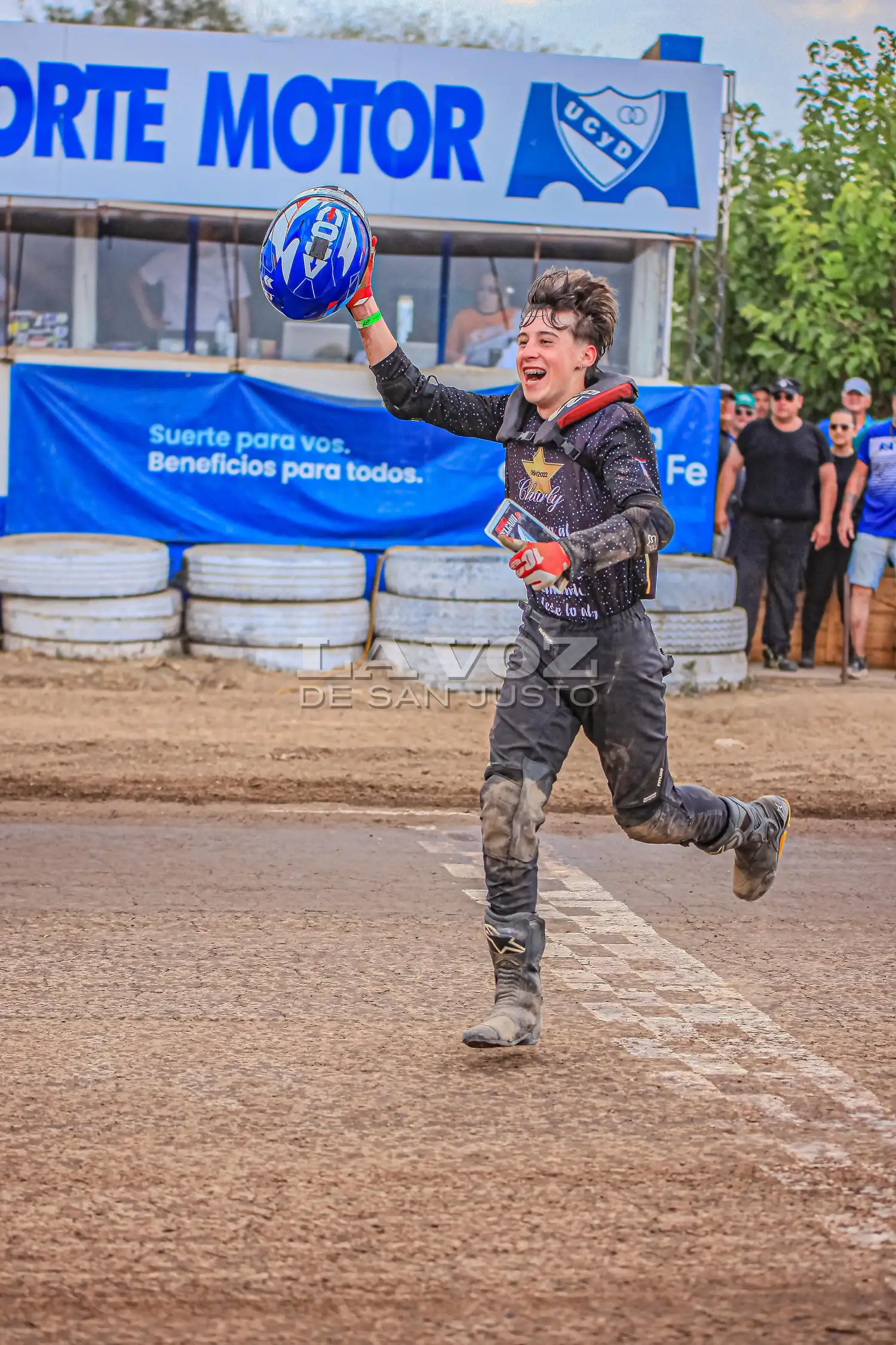 Motos