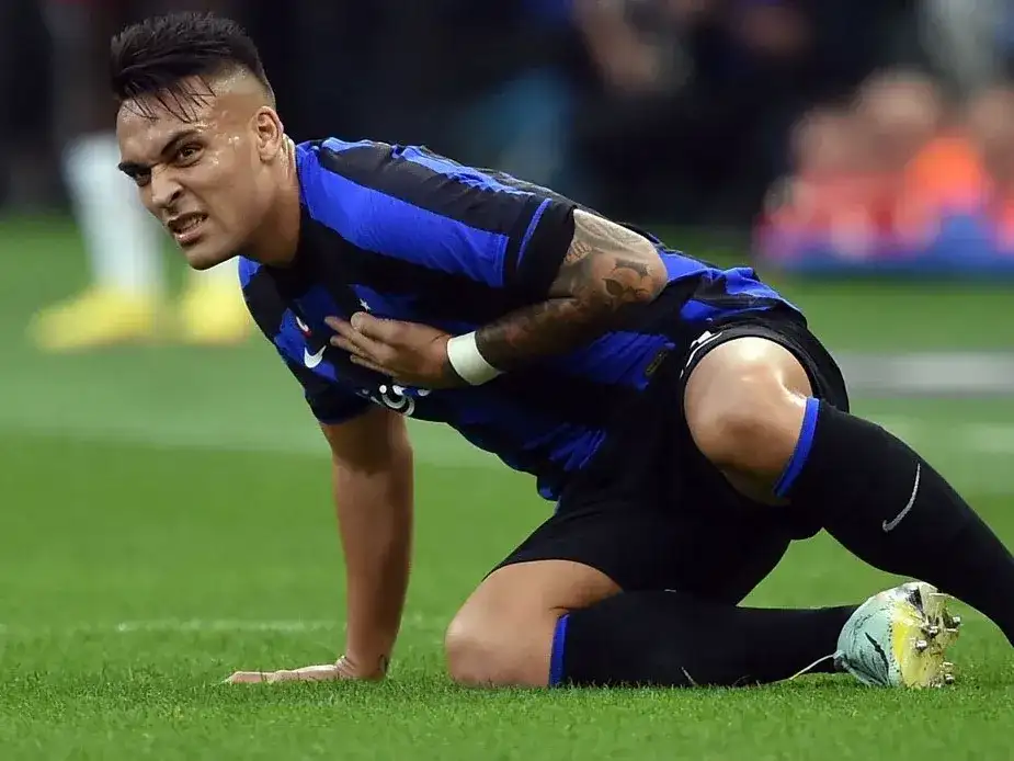 Lautaro Martínez se lesionó y se perdería la próxima fecha FIFA
