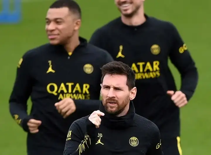 Messi regresó a los entrenamientos con el PSG luego de su ausencia el jueves