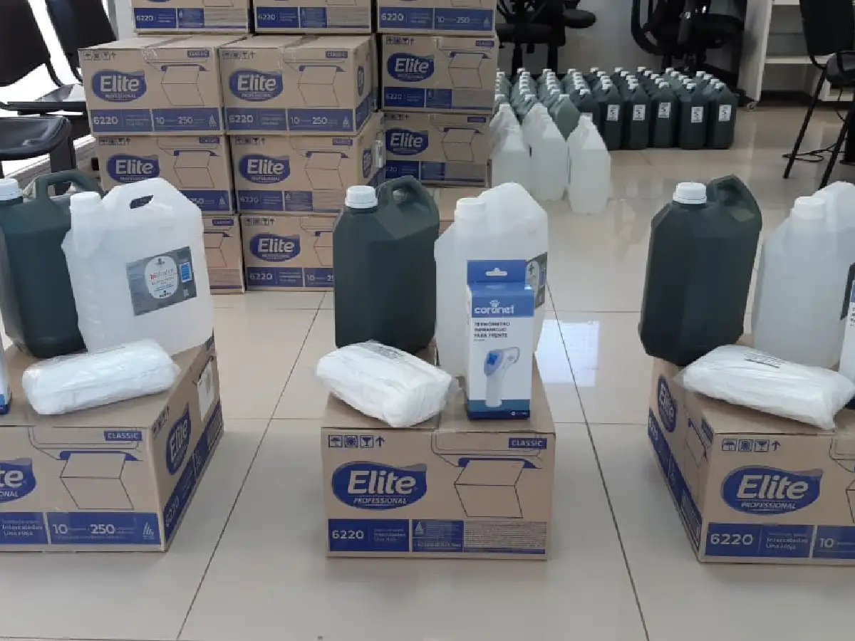 Entregaron kits de bioseguridad a escuelas