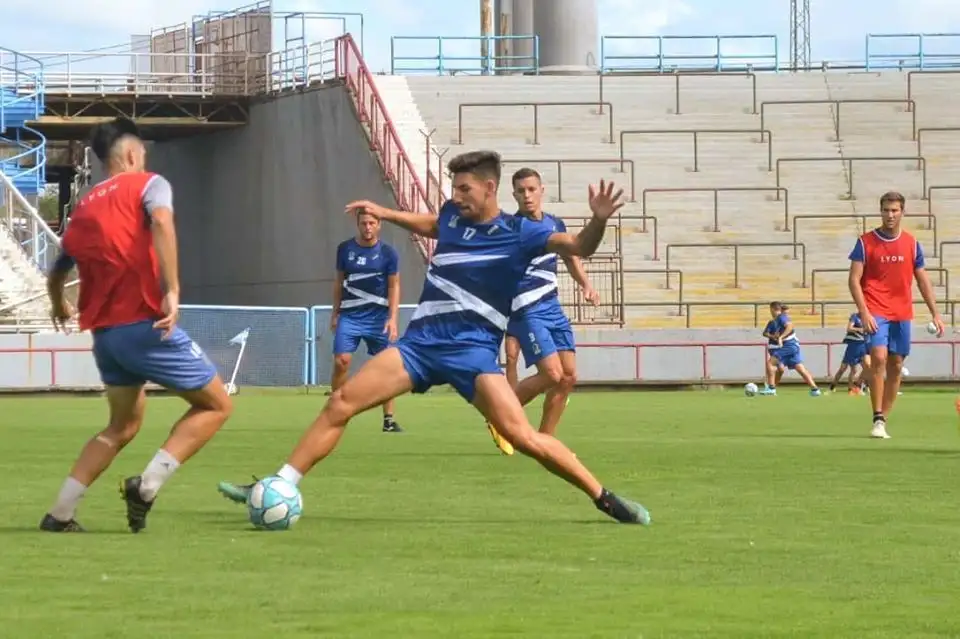 Alvarado tendrá cambios para jugar ante Barracas