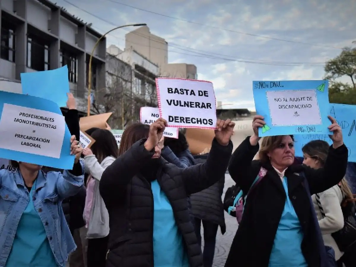 Paran por tres días los prestadores de salud de personas con discapacidad
