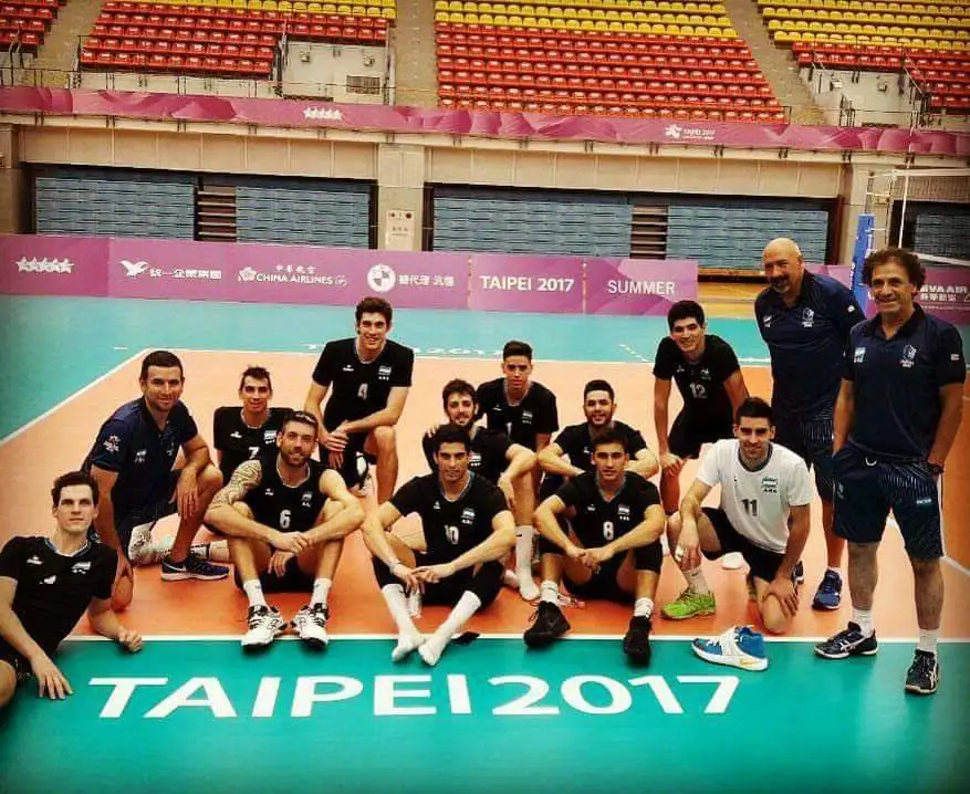 Argentina ganó sin Roberts en cancha