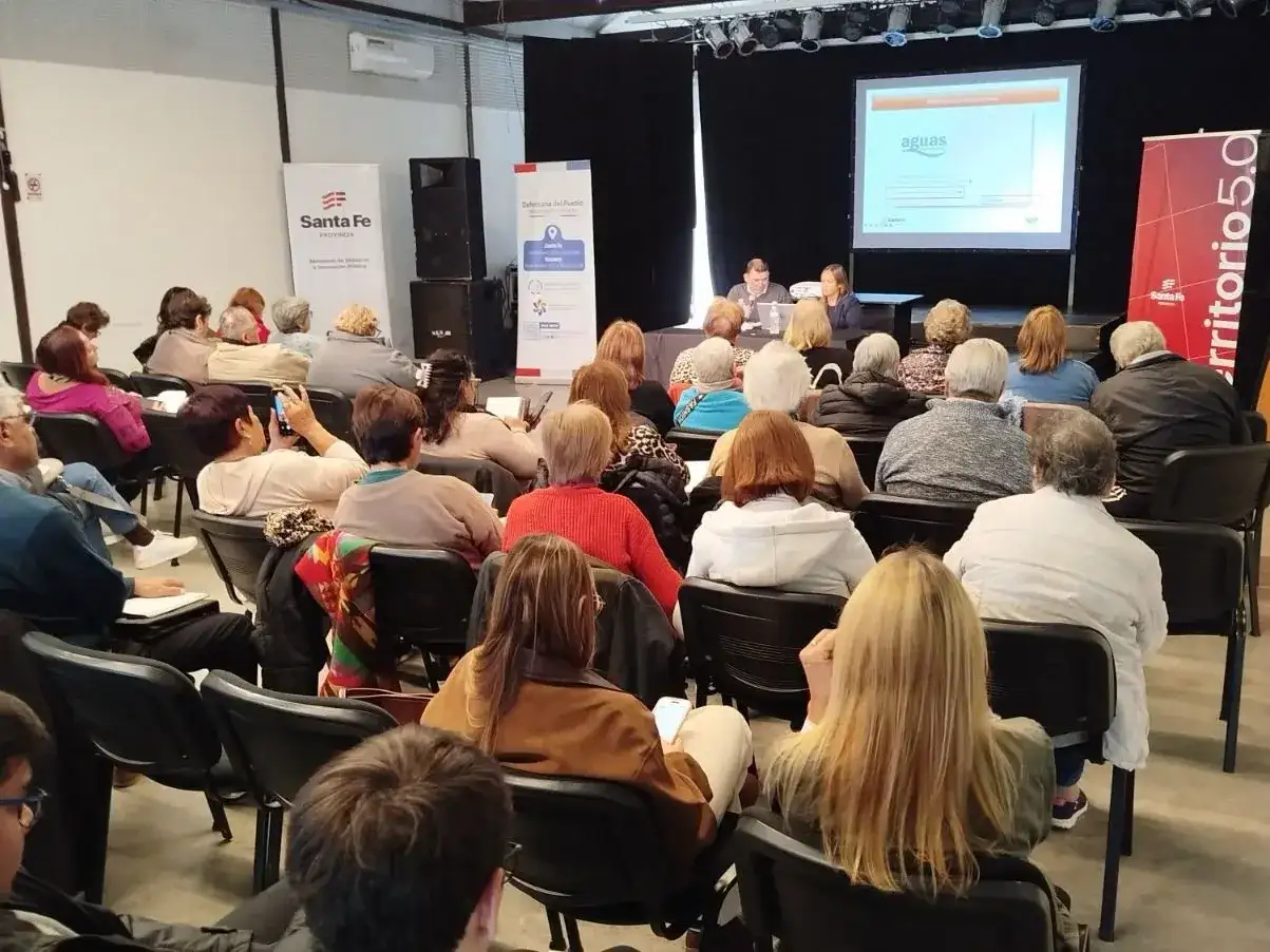 El último encuentro tuvo lugar en Rafaela, donde más de 80 participantes fortalecieron su independencia tecnológica.