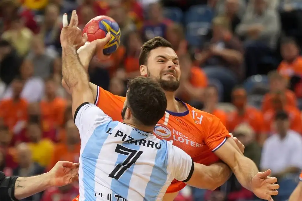 Mundial de Handball: dura derrota de Los Gladiadores ante Países Bajos
