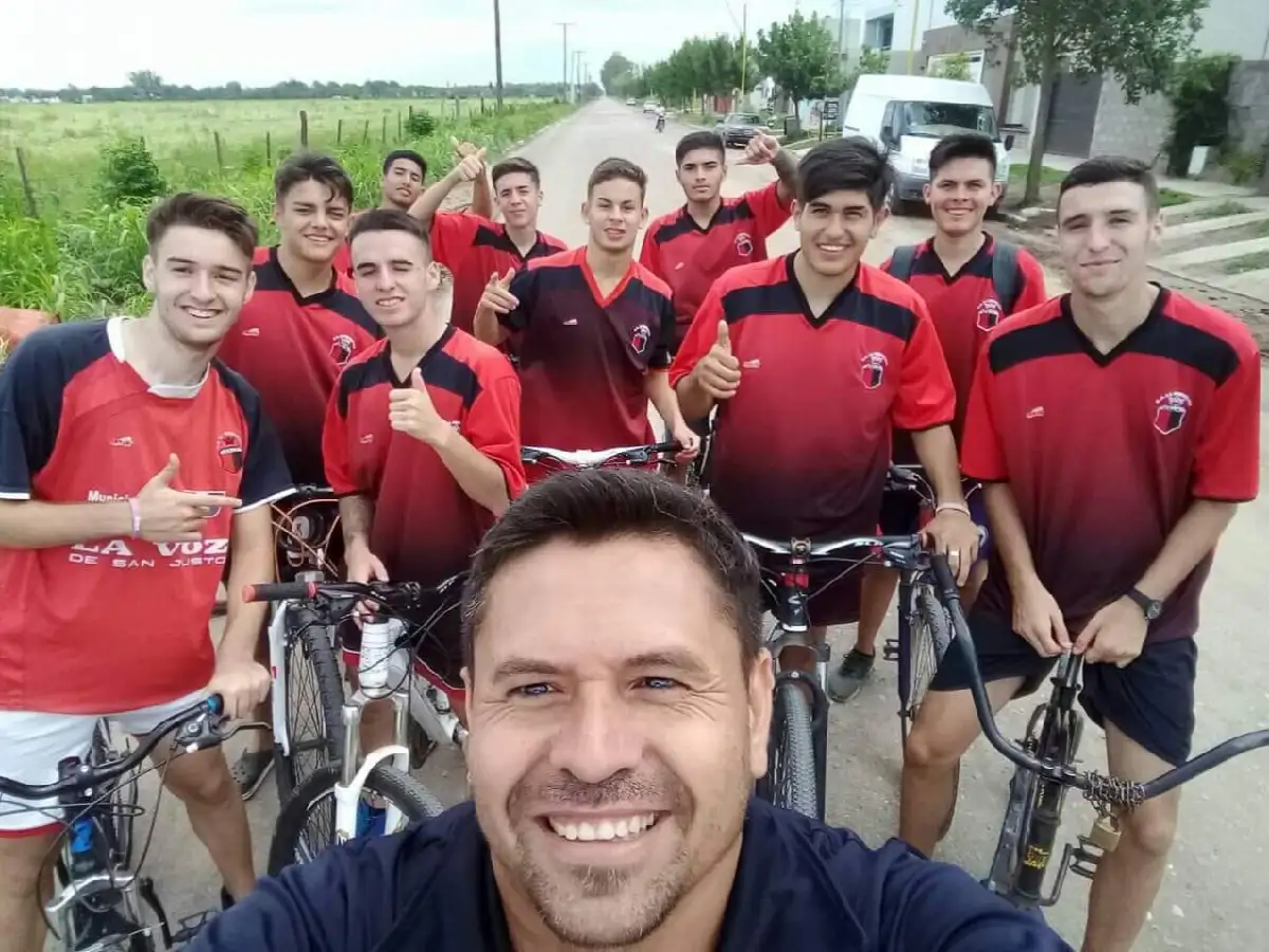 A lo River: En "bici" a buscan apoyo económico para viajar a Chile