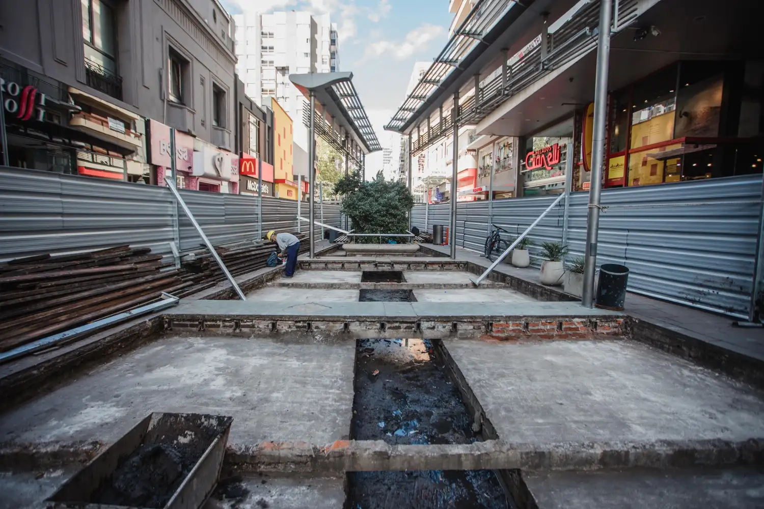 El proyecto ya comenzó en su primera etapa el 11 de marzo con la puesta en valor de las áreas de decks