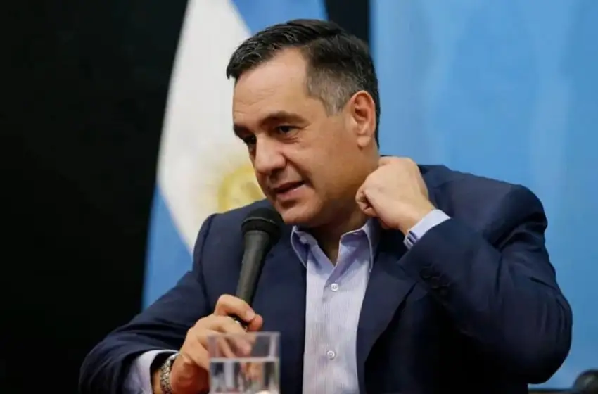 Escuelas bonaerenses: denuncian “un nuevo intento de adoctrinamiento”