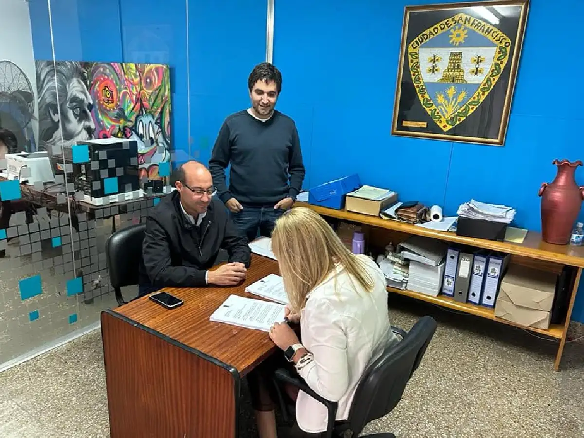 Elecciones municipales 2023: Piscitello, el primero en oficializar la lista 