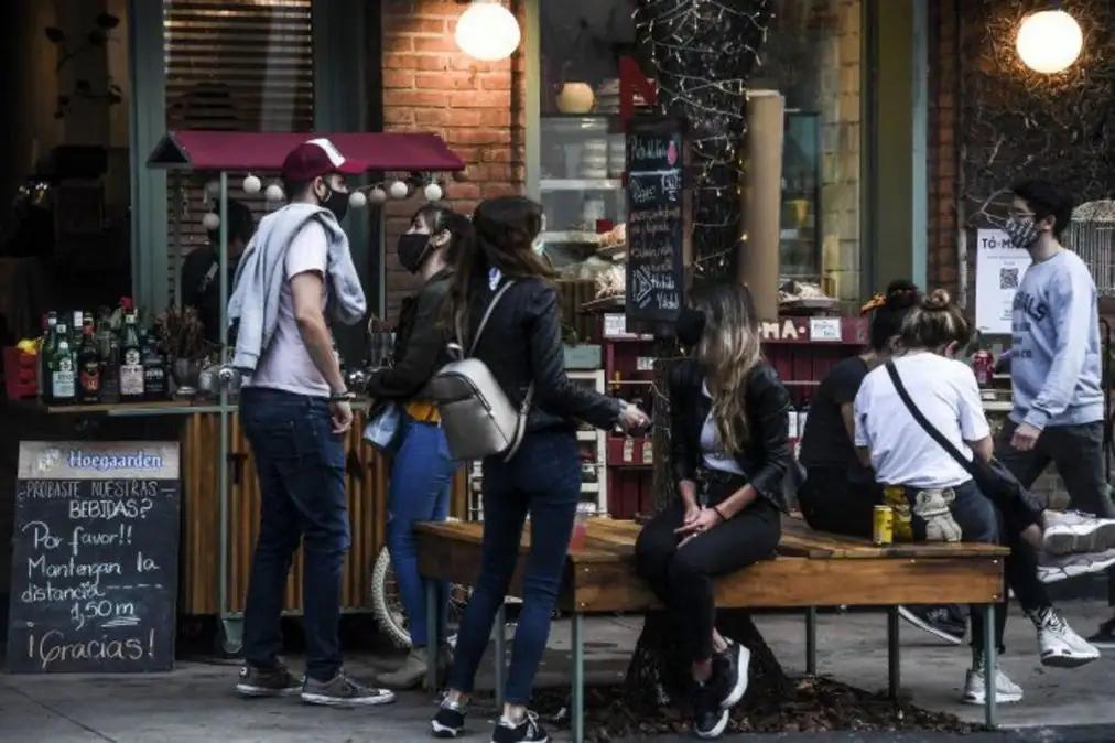 Reportaron el número más alto de contagios de coronavirus en una jornada: 14.740