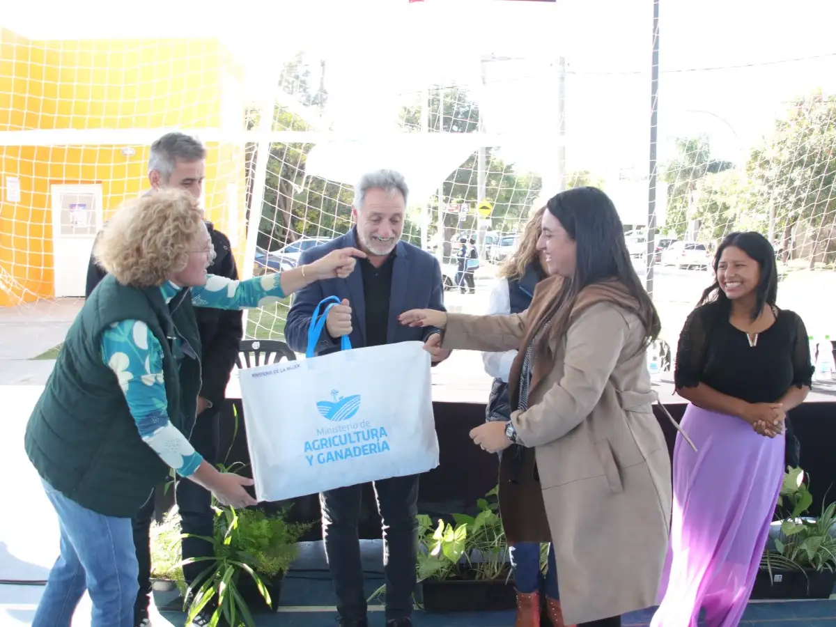 Se dio inicio a la distribución de semillas del programa “La Huerta en tu Hogar”
